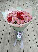 Букет цветов из:  Альстромерии #REPLACE_PRED# Усть-Ордынске