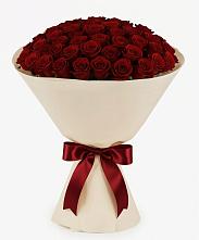 Букет 101 Бордовая роза Блэк Бакарра в Усть-Ордынске