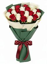 Букет Микс из красных и белых роз #REPLACE_PRED# Усть-Ордынске