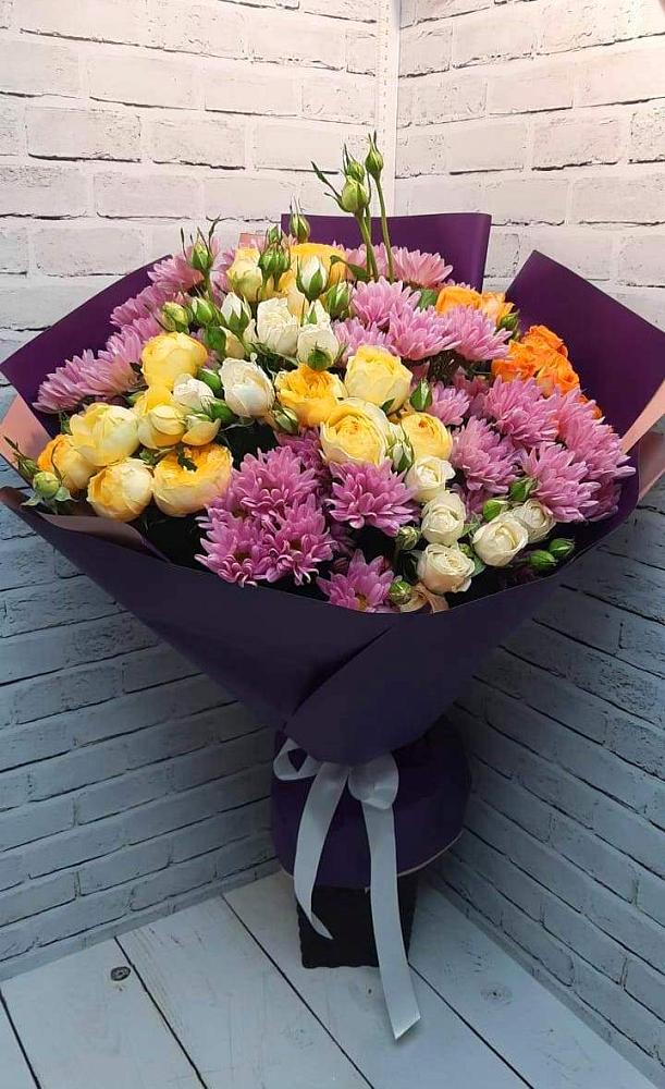 Букет цветов из: Хризантемы и Розы в Усть-Ордынске
