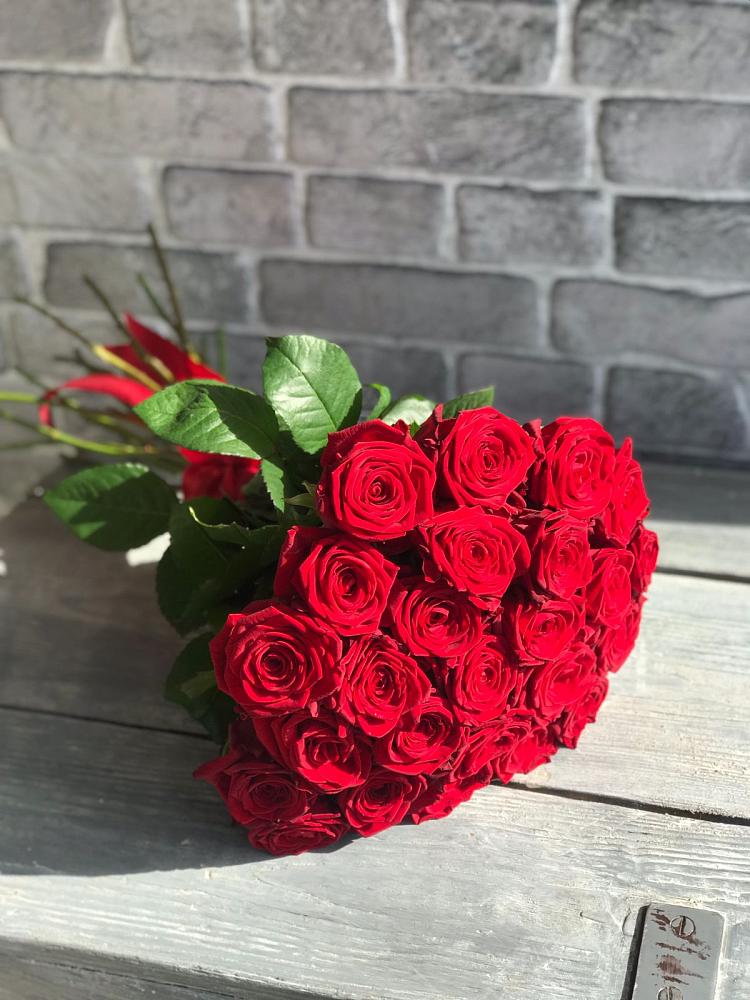Букет Красные розы Фридом в Усть-Ордынске