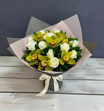 Букет цветов из:  Орхидеи и Розы в Усть-Ордынске