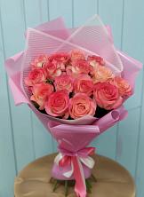 Букет 15 Розовых роз Равель в Усть-Ордынске