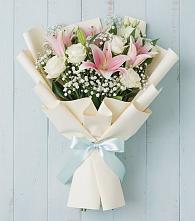Букет цветов из:  Лилии в Усть-Ордынске