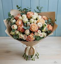Букет цветов из:  Альстромерии и Розы #REPLACE_PRED# Усть-Ордынске