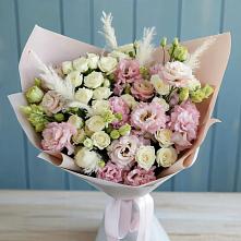 Букет цветов из:  Альстромерии и Розы в Усть-Ордынске